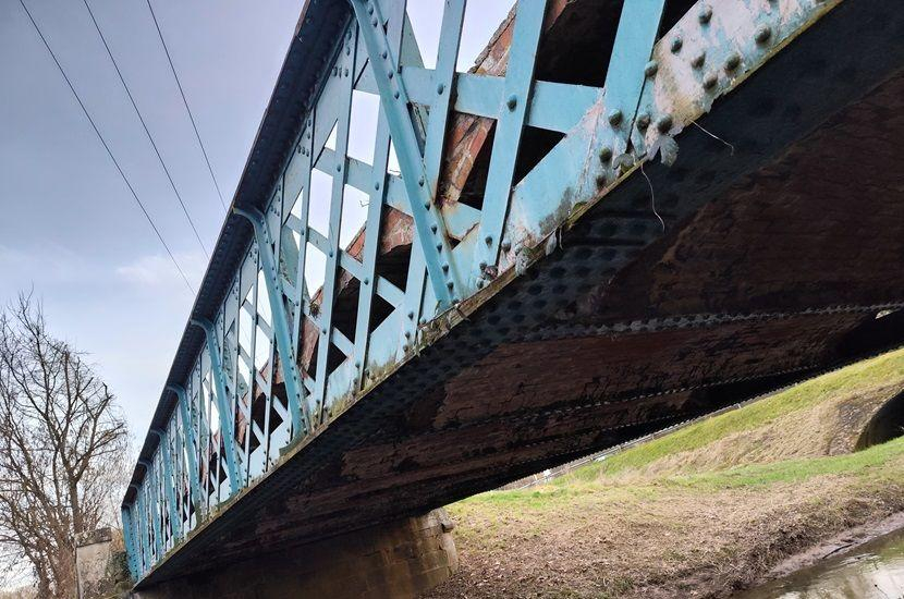 25 02 20 pont metallique voutains pouzy mesangy c moulins communaute 20 pixels ok copy