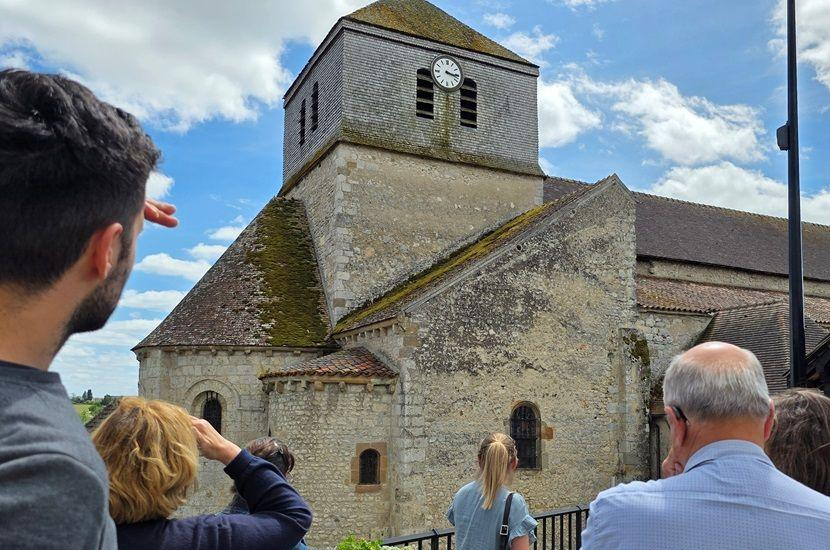 Visite guidée de l'église romane de Besson (c) Moulins Communauté 25 25 27 visite eglise besson c moulins communaute 37 copy