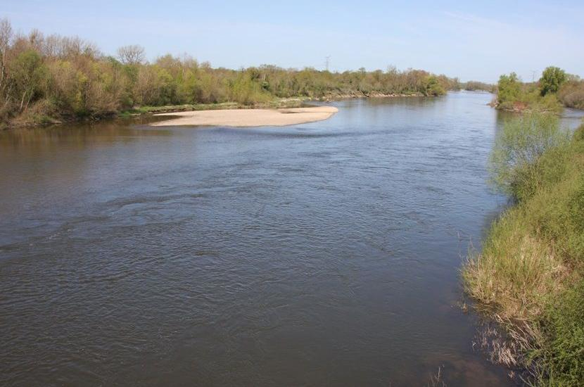 48 La riviere Allier a Villeneuve